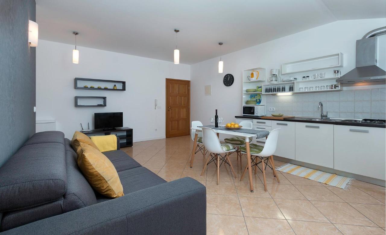 Seafront Apartment Gaby Medulin Exterior photo